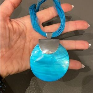 Blue genuine mother of pearl pendant necklace